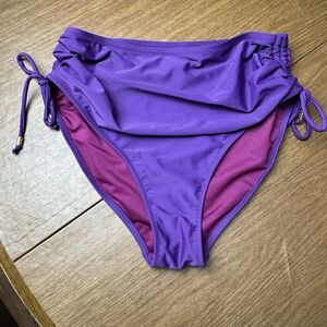 Blooming Jelly Purple Bikini Bottom Woman Size Medium Side Ruched Full Coverage